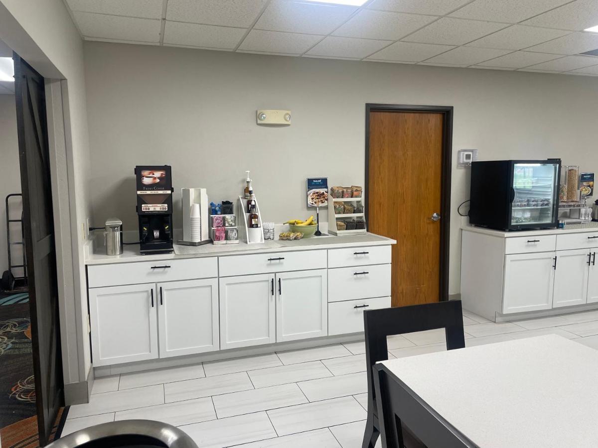 Clarion Pointe Otel Tomah Dış mekan fotoğraf