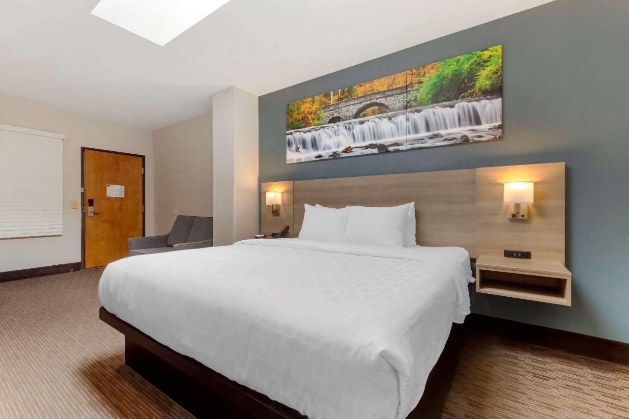 Clarion Pointe Otel Tomah Dış mekan fotoğraf